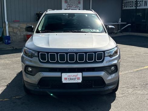 Used 2022 Jeep Compass Latitude w/ Convenience Group image 9