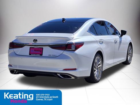 Used 2022 Lexus ES 350 Ultra Luxury w/ Accessory Package 2 image 5