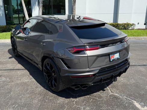 Used 2024 Lamborghini Urus S image 14