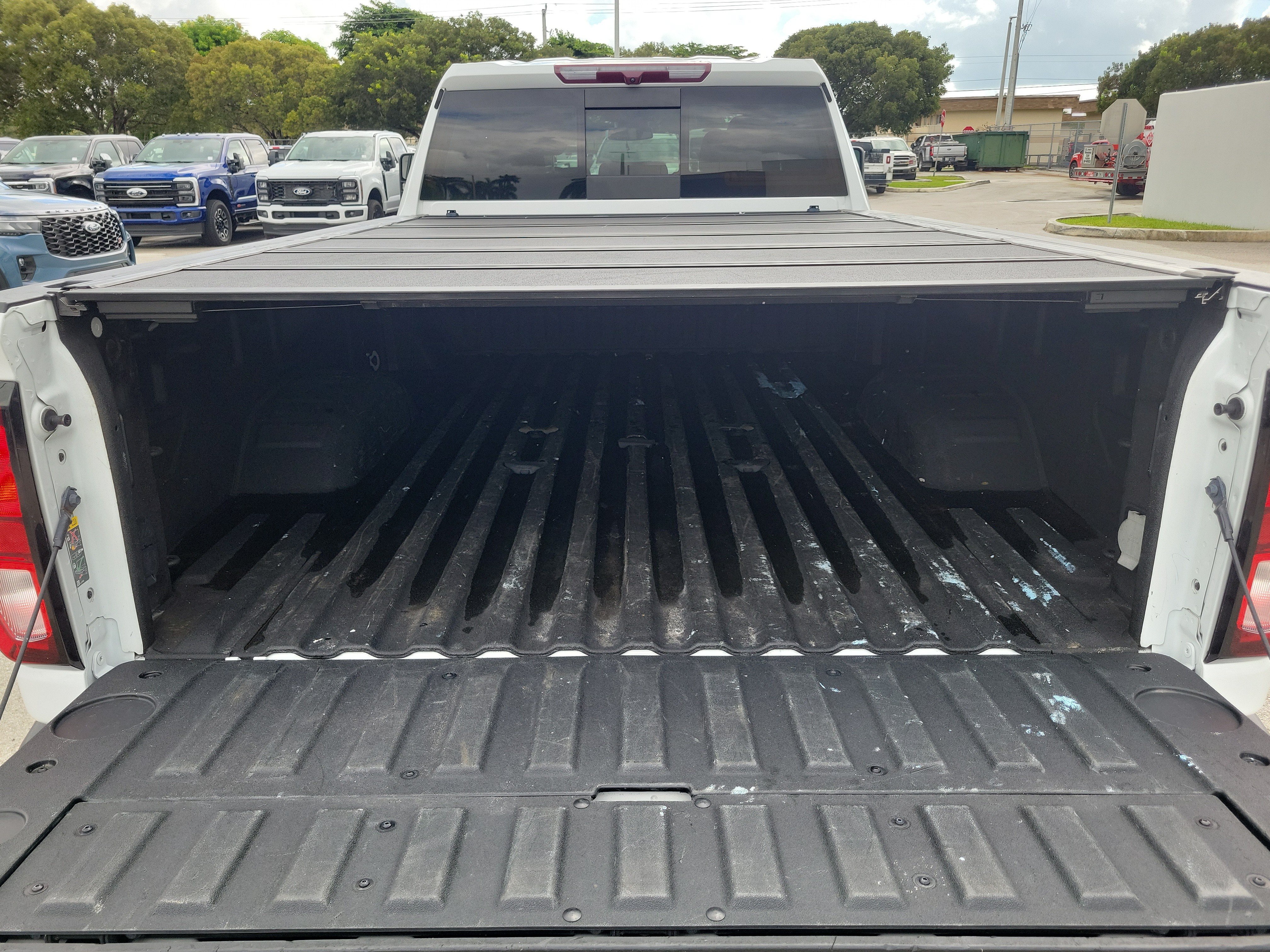 Used 2024 GMC Sierra 2500 SLE w/ SLE Value Package; AWD/4WD image 11