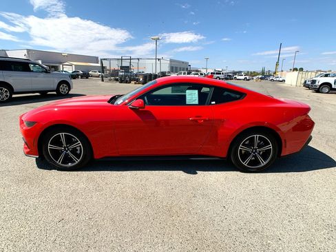 New 2025 Ford Mustang Coupe image 5