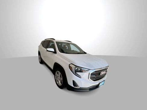 Used 2019 GMC Terrain SLE w/ Infotainment Package I AWD/4WD image 2