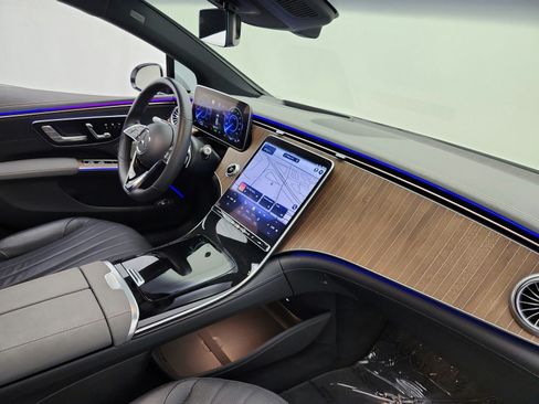 Certified 2023 Mercedes-Benz EQS 450+ 4MATIC Sedan image 18