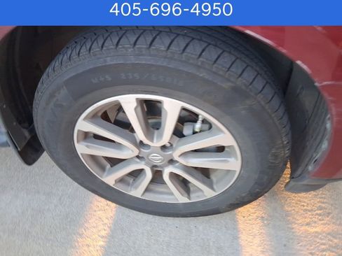 Used 2015 Nissan Pathfinder S image 9