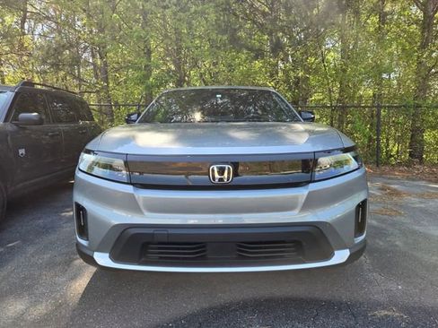 Used 2024 Honda Prologue EX image 2