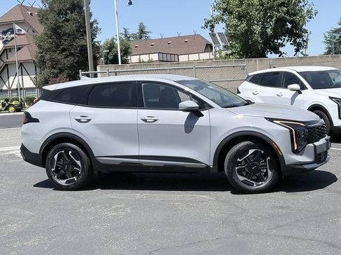 New 2026 Kia Sportage S AWD/4WD image 3
