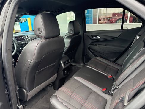 Used 2022 Chevrolet Equinox RS FWD image 16