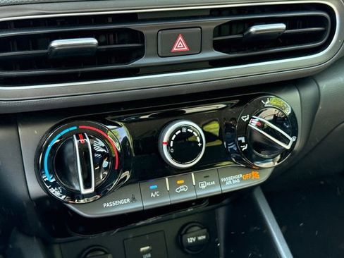 Used 2023 Hyundai Kona SEL image 24