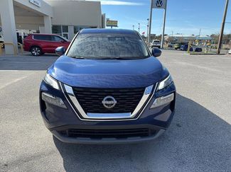 Used 2023 Nissan Rogue SV video 2