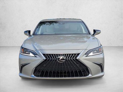 Used 2024 Lexus ES 350 w/ Premium Package image 2