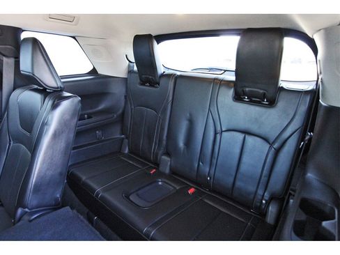 Used 2023 INFINITI QX60 Luxe w/ Performance Audio Package image 11