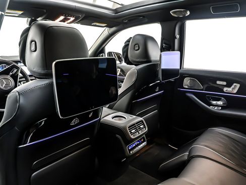 New 2026 Mercedes-Benz Maybach GLS 600 4MATIC image 9