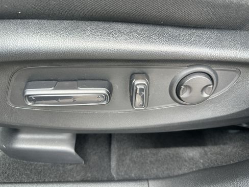 Used 2024 Honda CR-V EX image 14