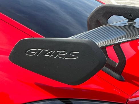 Used 2025 Porsche 718 Cayman GT4 RS RWD image 18