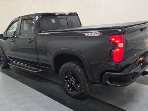 Used 2020 Chevrolet Silverado 1500 LT Trail Boss AWD/4WD image 3