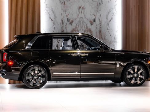 Used 2023 Rolls-Royce Cullinan image 5