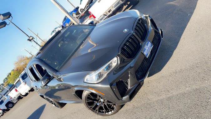 Used 2021 BMW X5 M w/ Competition Package AWD/4WD image 12