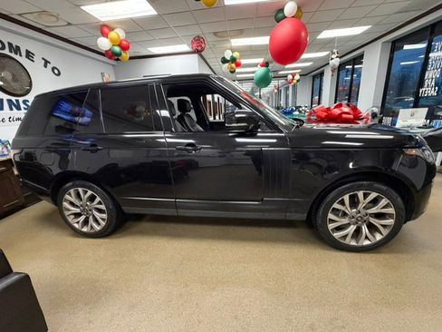 Used 2019 Land Rover Range Rover HSE image 13