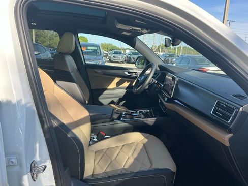 New 2026 Volkswagen Atlas Cross Sport SE FWD image 35