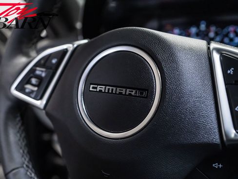 Used 2017 Chevrolet Camaro SS image 32