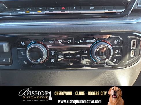Used 2024 Chevrolet Silverado 1500 LTZ w/ Technology Package AWD/4WD image 10