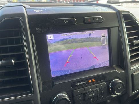 Used 2019 Ford F150 XLT w/ Equipment Group 302A Luxury AWD/4WD image 20