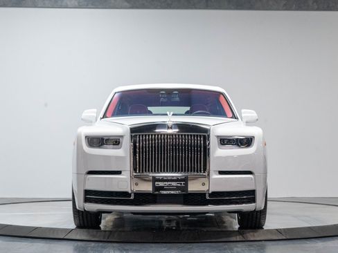 Used 2019 Rolls-Royce Phantom Sedan RWD image 61