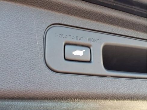 Used 2018 Honda Odyssey Touring image 25