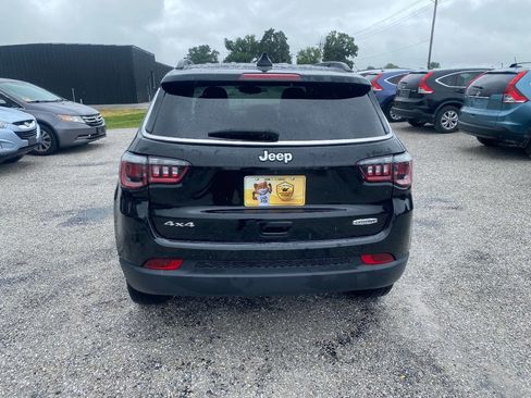 Used 2018 Jeep Compass Latitude w/ Cold Weather Group image 5
