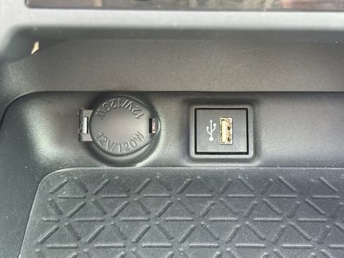 Used 2023 Toyota RAV4 XLE Premium FWD image 20