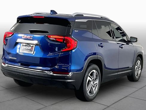 Used 2021 GMC Terrain SLT w/ LPO, Floor Liner Package image 12