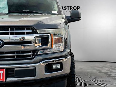 Used 2018 Ford F150 XLT w/ Equipment Group 302A Luxury RWD image 8
