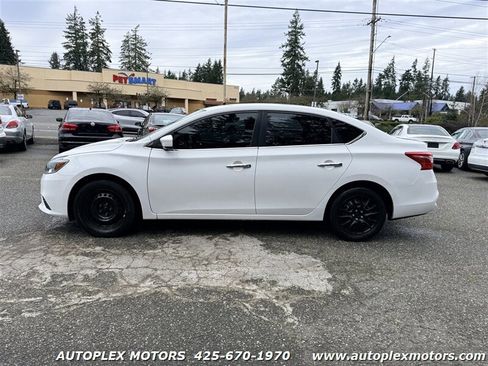 Used 2018 Nissan Sentra S image 4