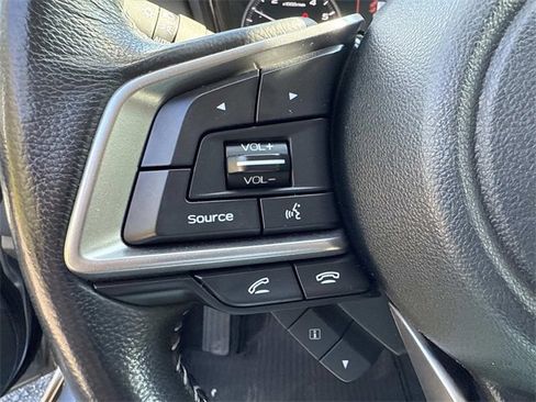 Used 2021 Subaru Outback Premium image 6