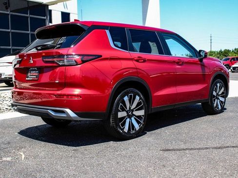 New 2025 Mitsubishi Outlander SE FWD image 6
