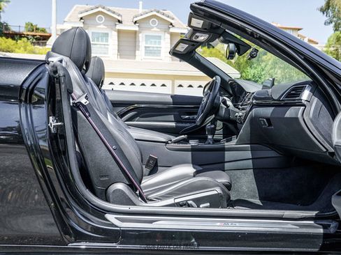 Used 2020 BMW M4 Convertible w/ Competition Package RWD image 53