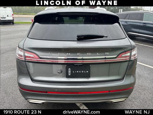 Used 2023 Lincoln Nautilus Reserve AWD/4WD image 5
