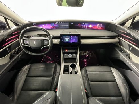 Certified 2024 Lincoln Nautilus Reserve AWD/4WD image 10
