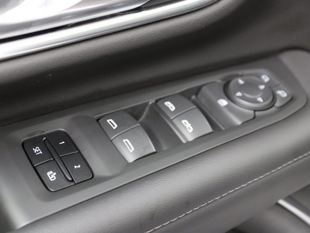 Used 2021 Chevrolet Suburban Z71 AWD/4WD image 64