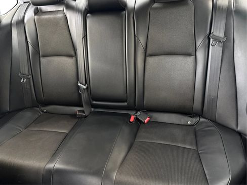 Used 2018 Honda Accord Sport image 45