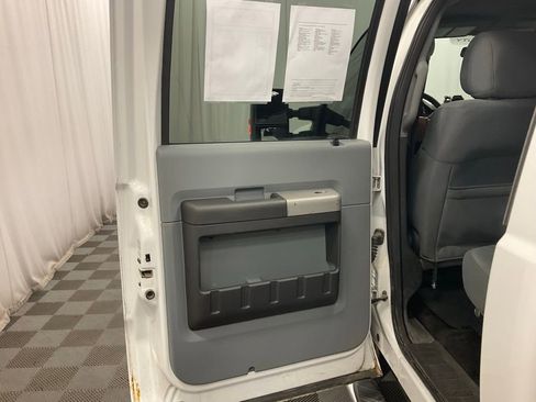 Used 2013 Ford F250 XLT w/ XLT Value Pkg image 22