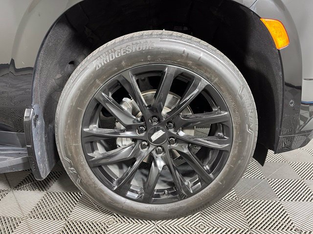 Used 2023 Cadillac Escalade Sport w/ LPO, ONYX Package AWD/4WD image 9