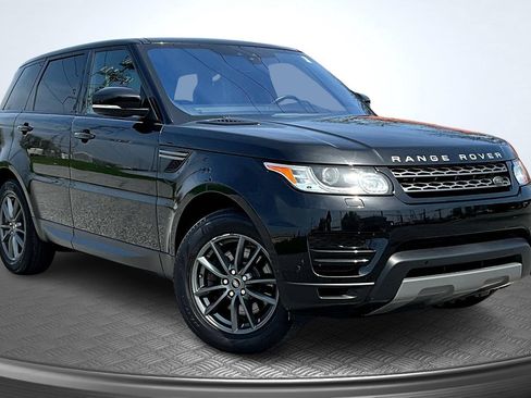 Used 2017 Land Rover Range Rover Sport SE AWD/4WD image 3