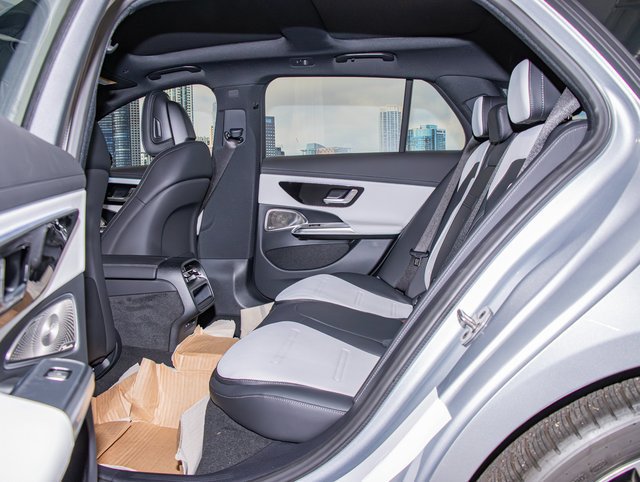 Certified 2026 Mercedes-Benz E 53 AMG e 4MATIC Wagon image 22