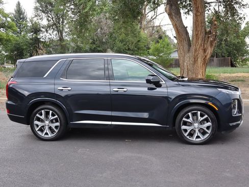 Used 2022 Hyundai Palisade Limited AWD/4WD image 3