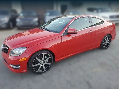 Used 2015 Mercedes-Benz C 350 Coupe image 4