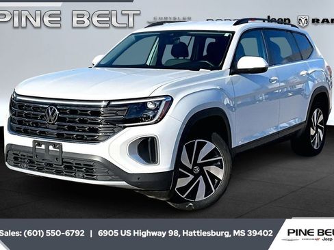 Used 2024 Volkswagen Atlas SE image 10