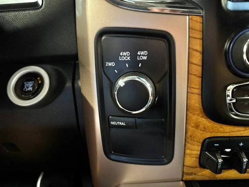 Used 2013 RAM 2500 Longhorn w/ Convenience Group AWD/4WD image 16