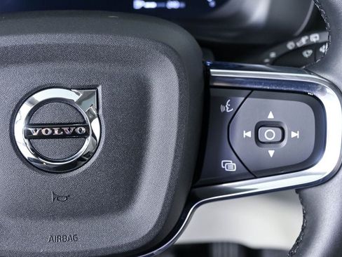 Certified 2026 Volvo XC40 B5 Plus AWD/4WD image 12