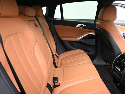 Used 2021 BMW X6 sDrive40i w/ M Sport Package image 25